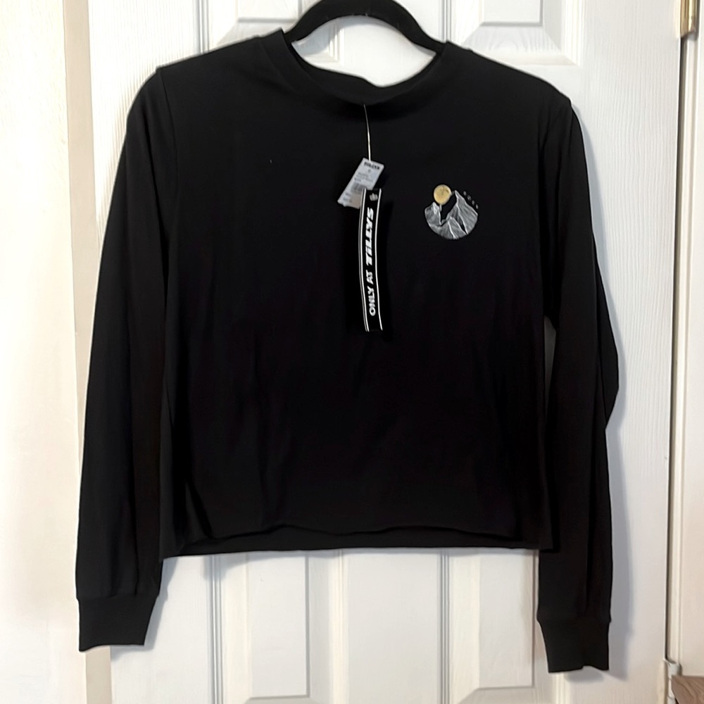 Roxy Long Sleeve Crop Top